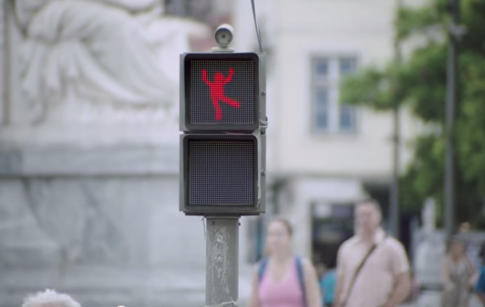 smart-feu-rouge-danse